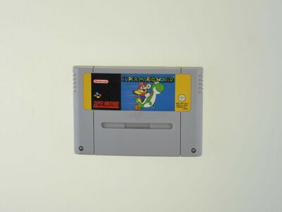 Super Mario World - Super Nintendo - Outlet
