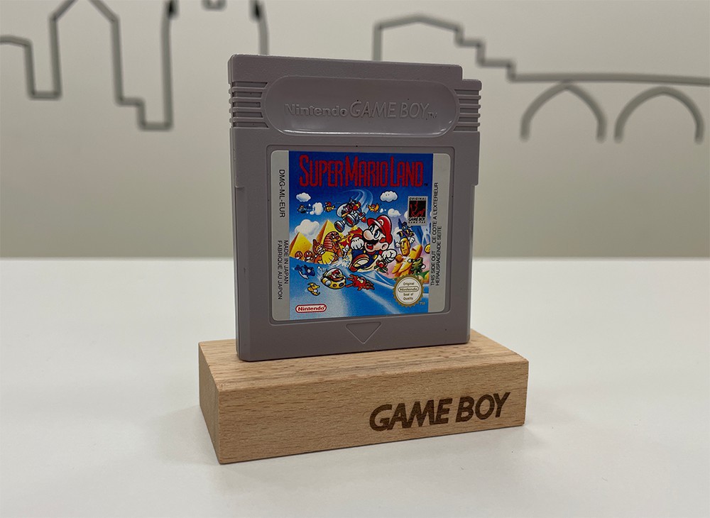 Handgemaakte Gameboy Game Display Stand met Gameboy Logo | levelseven