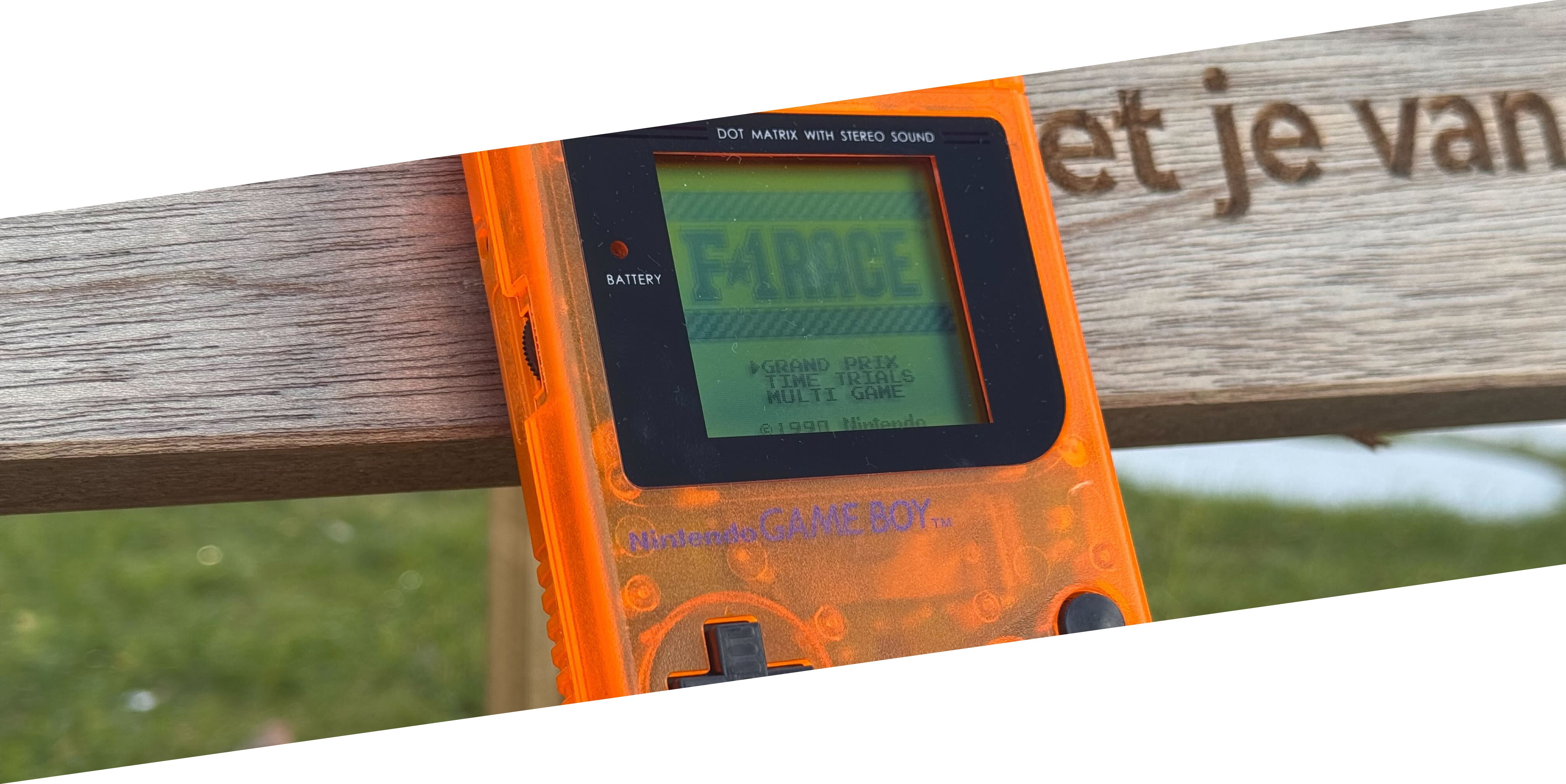 Gameboy Classic Crystal Orange