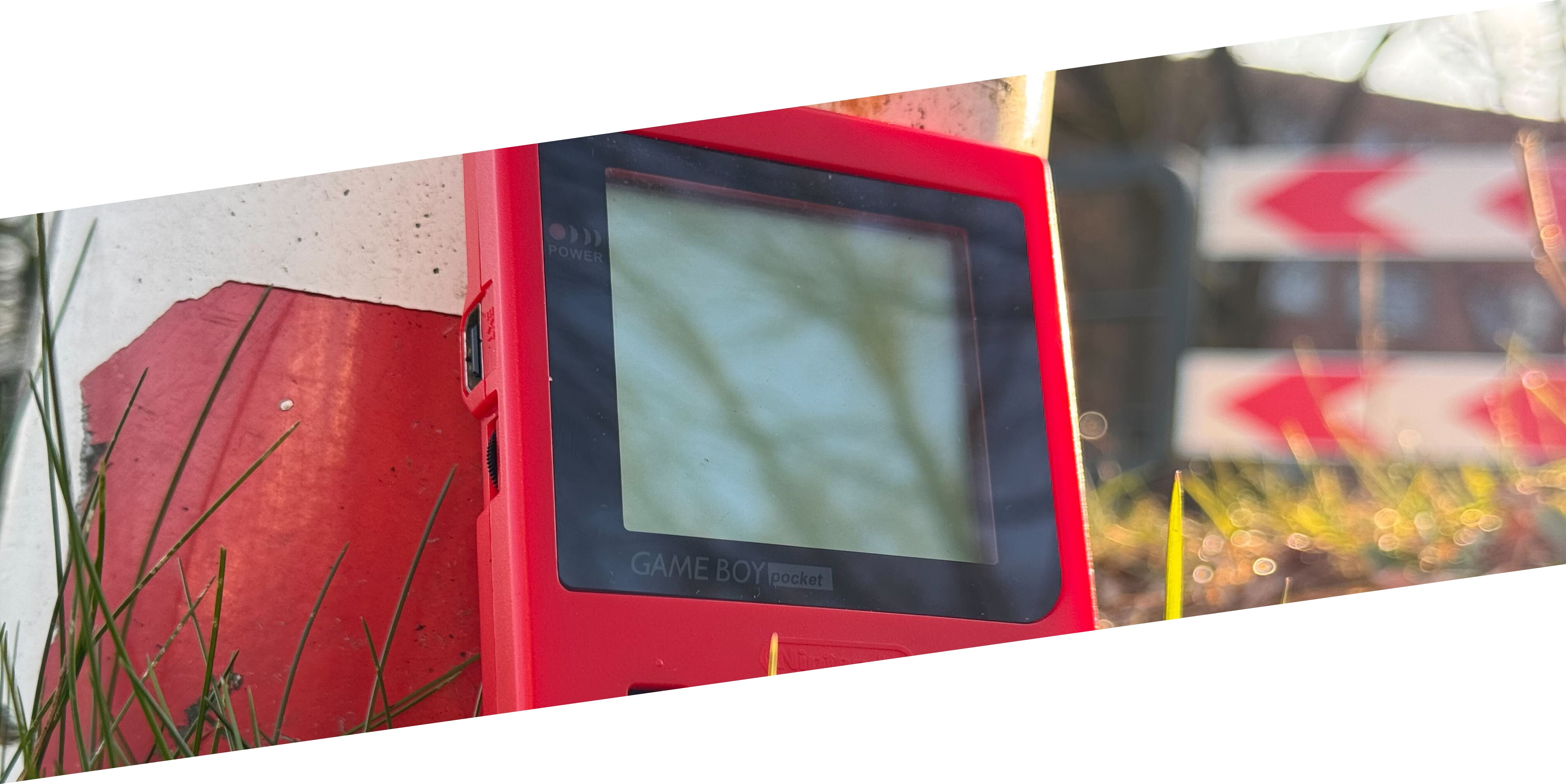 Gameboy Pocket Red
