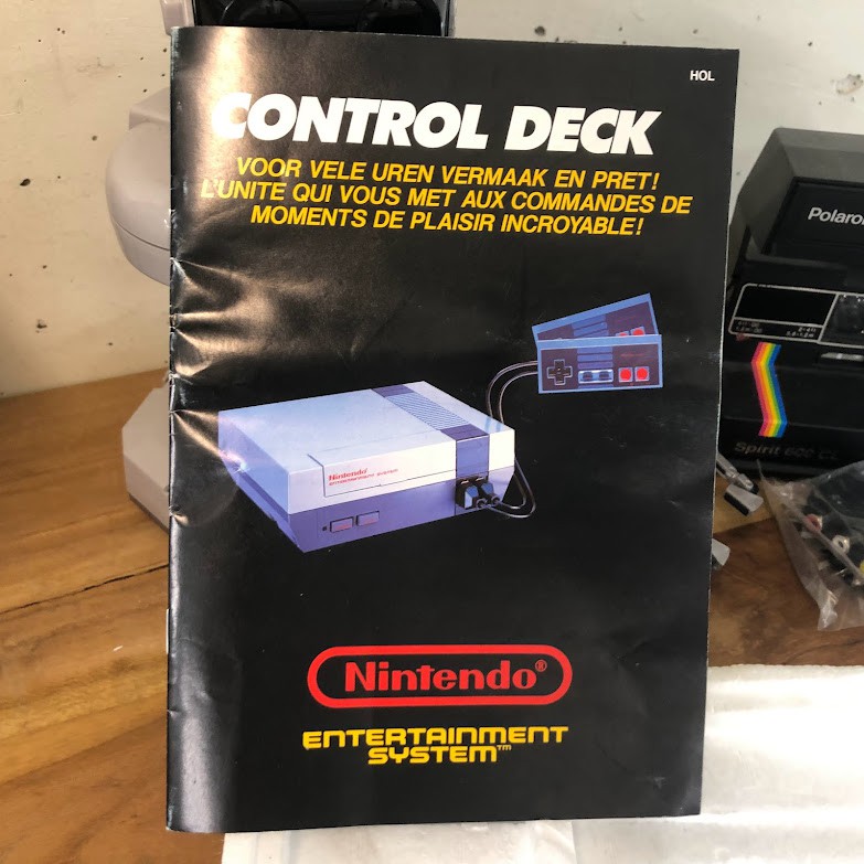 Nintendo NES Starter Pack - Control Deck Edition [Complete]