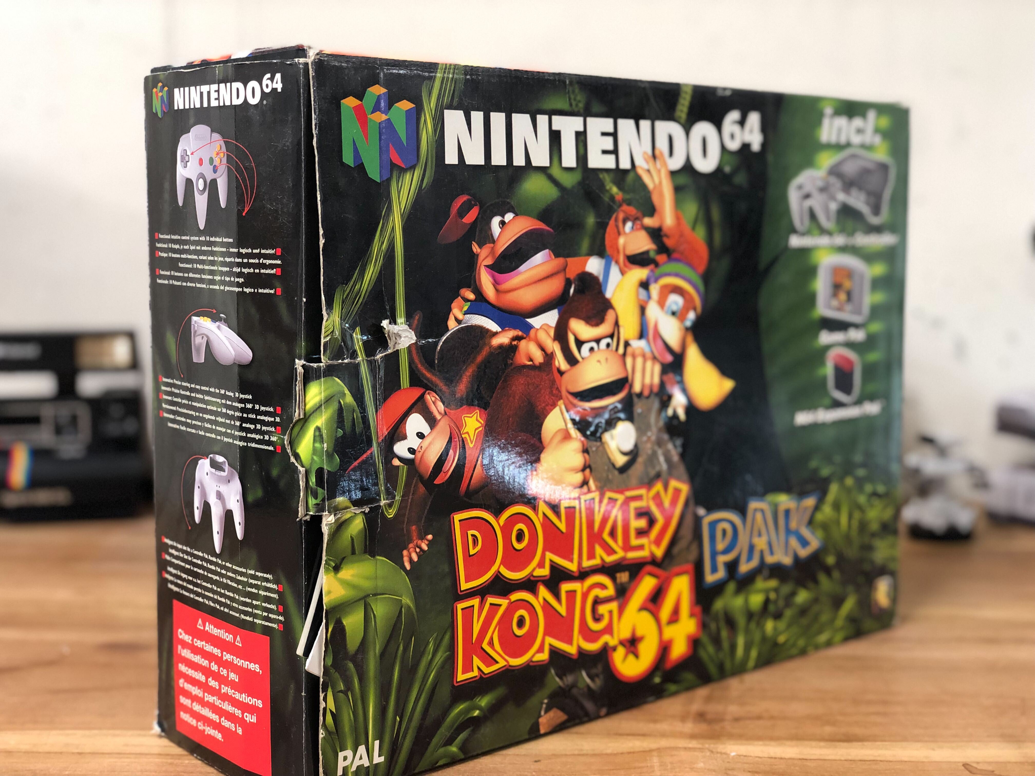 Nintendo 64 Starter Pack - Donkey Kong Edition [Complete] - Nintendo 64 Hardware