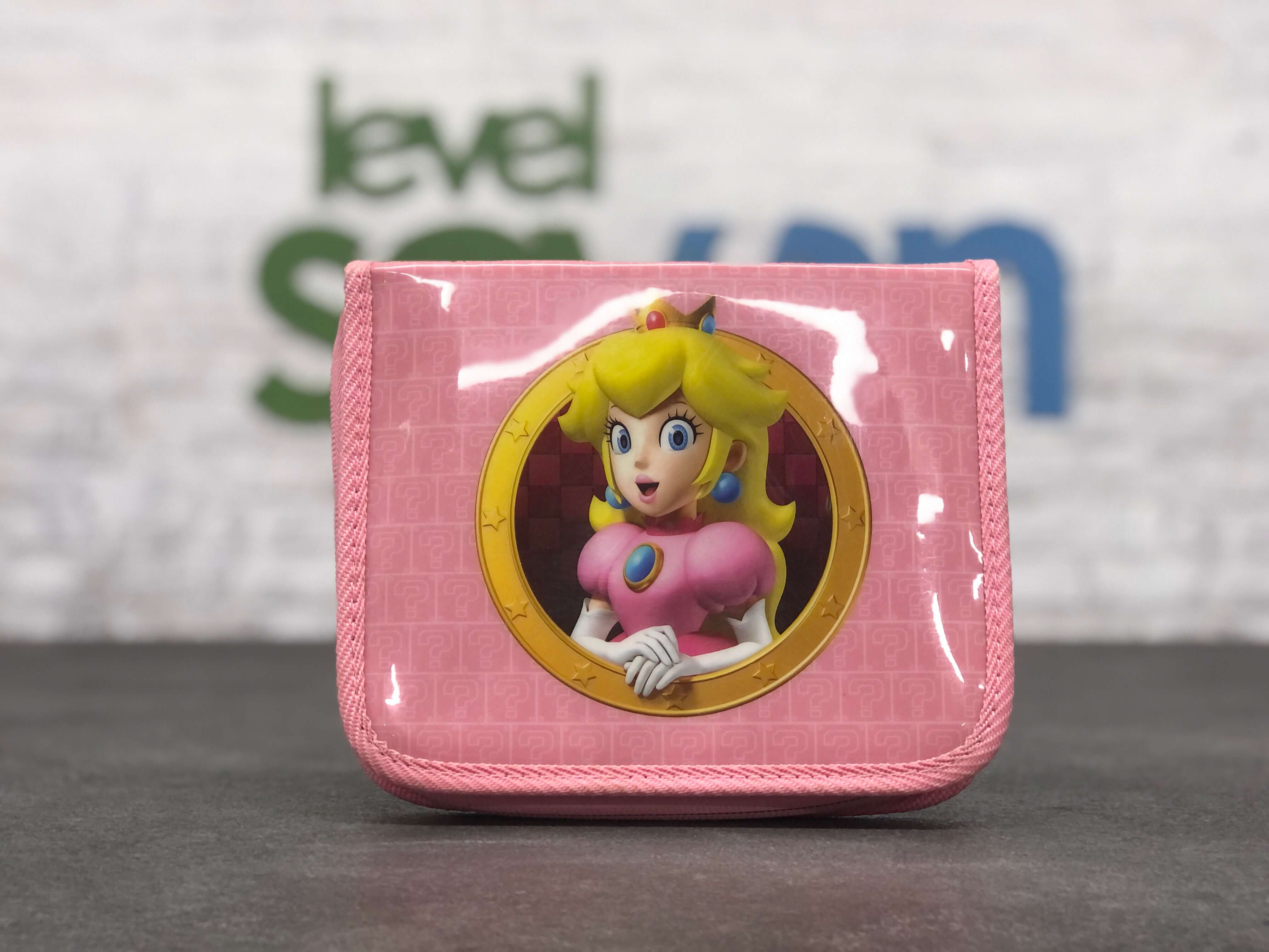 3DS Princes Peach Carry case - Nintendo 3DS Hardware