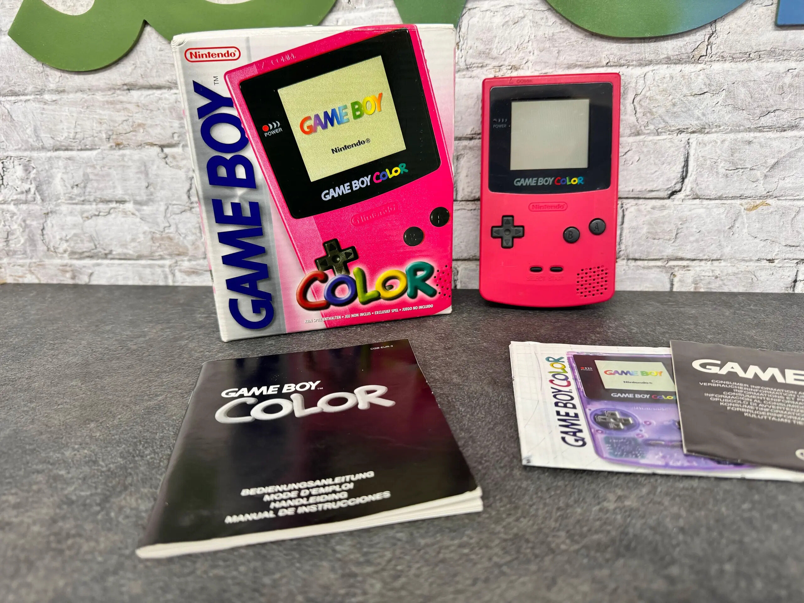 Gameboy Color Red [Complete] ⭐️ Gameboy Color Hardware